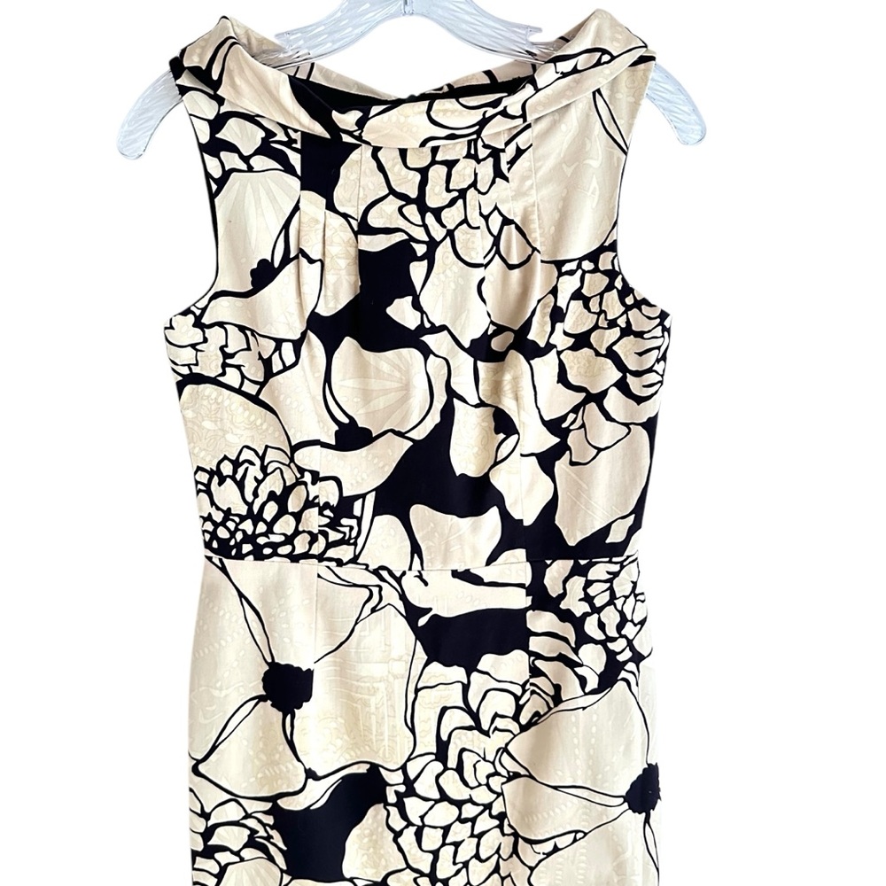 David Meister Beige and Black Floral Print Dress Size 4 - Picture 3 of 11